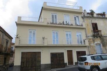 Bed and Breakfast Timpa Rooms