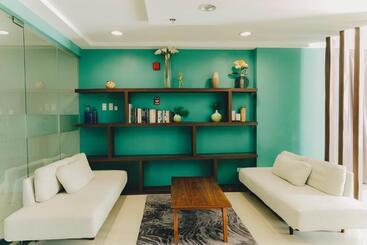 관광객 아파트 Ayala Mall 10mins Walk Cebu City Apartment & Pool