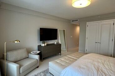 דירות לתיירים At 34th Floor! Condo W Views From The Heights 4s