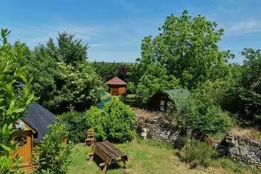 Majatalo La Longère Du Parc