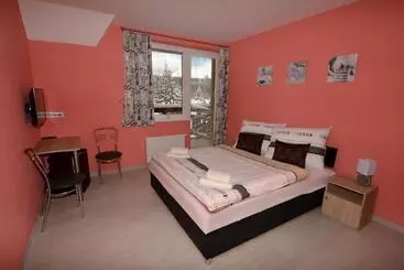 ペンション Vila Kamah