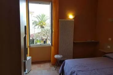 Pensionat Perla Nera Guesthouse