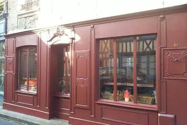 ベッドアンドブレックファースト La Maison De Honfleur