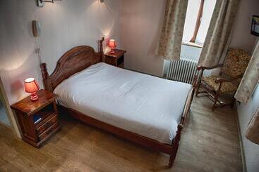 فندق Logis Hôtel De France