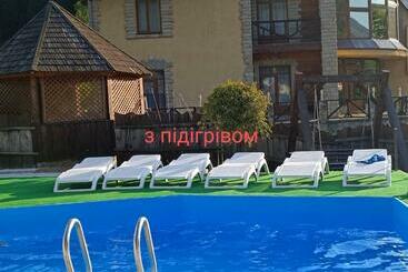 Vandrarhem готель колиба колорит