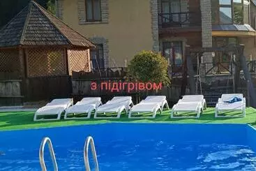 Retkeilymaja готель колиба колорит