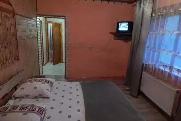Pensione відпочинок у євгена та оксани
