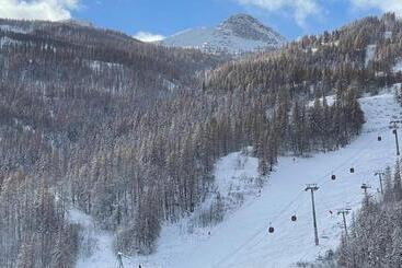 آپارتمانهای توریستها Studio La Cabane Serre Chevalier