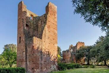 Apartamenty turystyczne Villa Cerbaie Happy Rentals