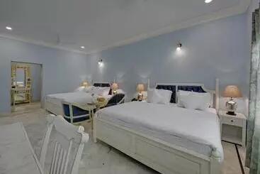 Hotel The Mount Bungalow Mount Abu