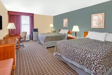 فندق Days Inn & Suites By Wyndham Kalamazoo
