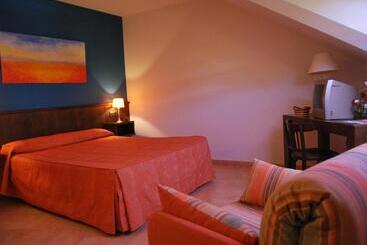 Отель Entreviñes