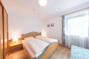 游客公寓 Tirolerhaus