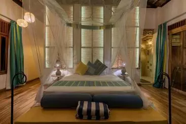 Bed and Breakfast D Canal House