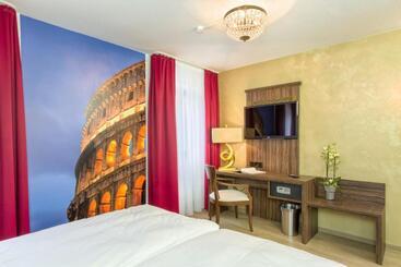 호텔 L Adresse Garni