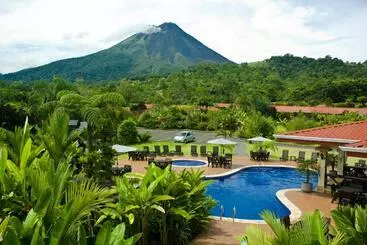 Volcano Lodge, Hotel & Thermal Experience