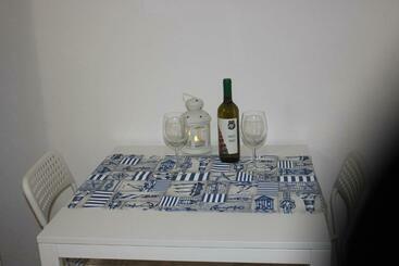 דירות לתיירים Cà Dei Pòi   Loft Il Timone