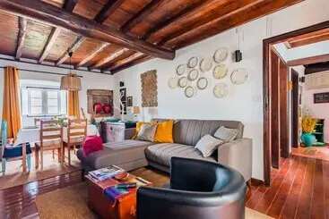 ツーリストアパートメント Casa Das 10 Janelas @ Monsanto