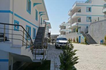 شقق خاصة سياحية Karaca Evleri