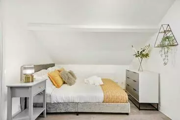 ツーリストアパートメント The Bayford Hub   Classy Spacious Studio Flat