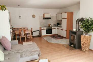 Ferienwohnungen Zum Süss