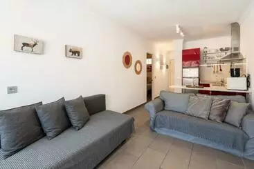 ツーリストアパートメント Hurleys Tirajana Apartment