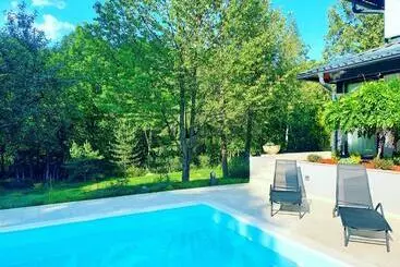 آپارتمان‌های توریست‌ها Villa Pampas