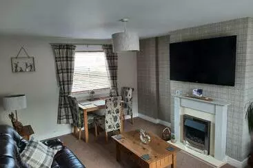 ツーリストアパートメント Ella S Hoose