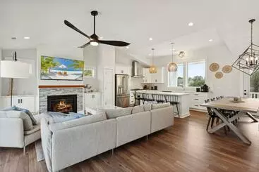 ツーリストアパートメント 1816 Seaview Estate Soundfront
