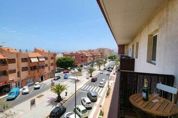 Ferienwohnungen Apartamento Céntrico En Candelaria, Con Piscina