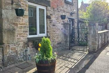 Жильё для туристов Quoit Green Lodge