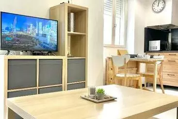 Turist apartmanları L’exception Du Las   T2 32m2   Proche Arsenal