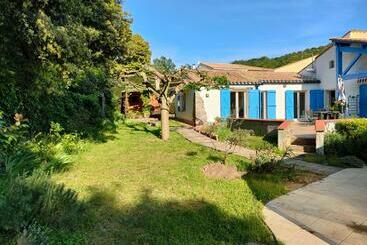 شقق خاصة سياحية Mas Vallcrosa Studio Calme Et Confortable Avec Piscine