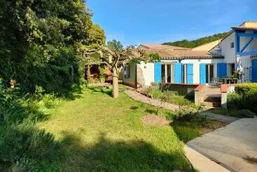 ツーリストアパートメント Mas Vallcrosa Studio Calme Et Confortable Avec Piscine