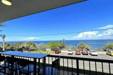 ツーリストアパートメント Waterfront, Excellent Ocean & Shipping Lane View