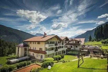 Albion Mountain Spa Resort Dolomites