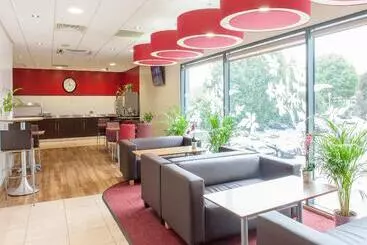 Hotelli Travelodge London Twickenham