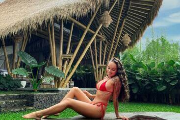 游客公寓 Balikayanas Bamboo House   Miggiell House