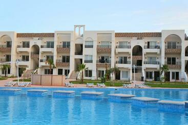 游客公寓 Spacious Landscape And Pool View Studio