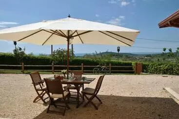 Apartamente turistice Piccolo Paradiso Vista Mare In Collina