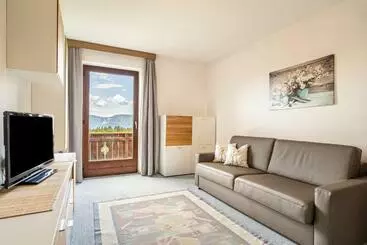 ツーリストアパートメント Rotsteinhof Ferienwohnung Abendrot