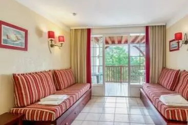 Appartamenti turistici Biscarrosse Lac Domaine De Gascogne  Avec Piscine