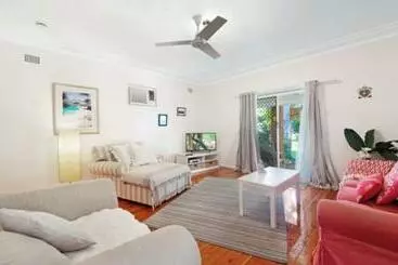 ツーリストアパートメント Cosy Escape Umina Beach Family Fun