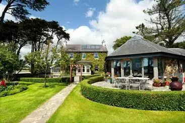 ツーリストアパートメント Lisheen House