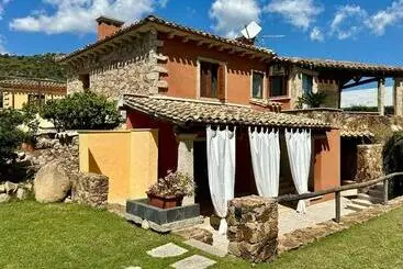 Apartamentos turísticos Villa Zippiri Is Molas Pula