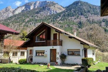 관광객 아파트 Chez Mémé Cour