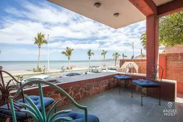 Turistihuoneistot Historic Oceanview Home On The Malecón In La Paz