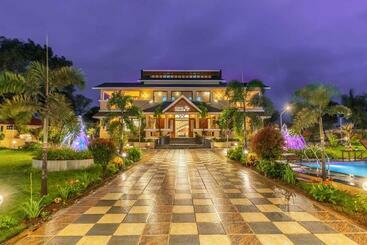 Appartamenti turistici Coco Palm S By Stayvista   Amidst Grape Farms, Enjoy Plunge Pools, Games Room & A Spacious Lawn