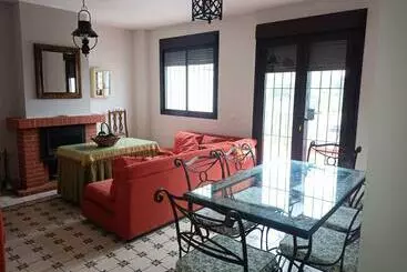 ツーリストアパートメント El Corralon De Severo