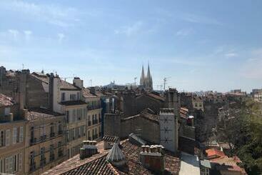 דירות לתיירים Grand Studio Avec Vue Sur Notre Dame De La Garde